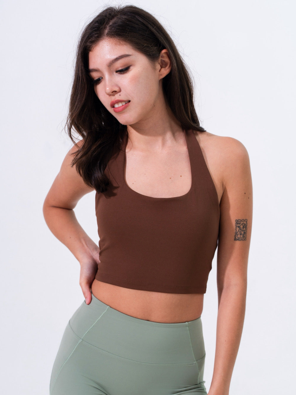 Uneck Backless Sports Bra