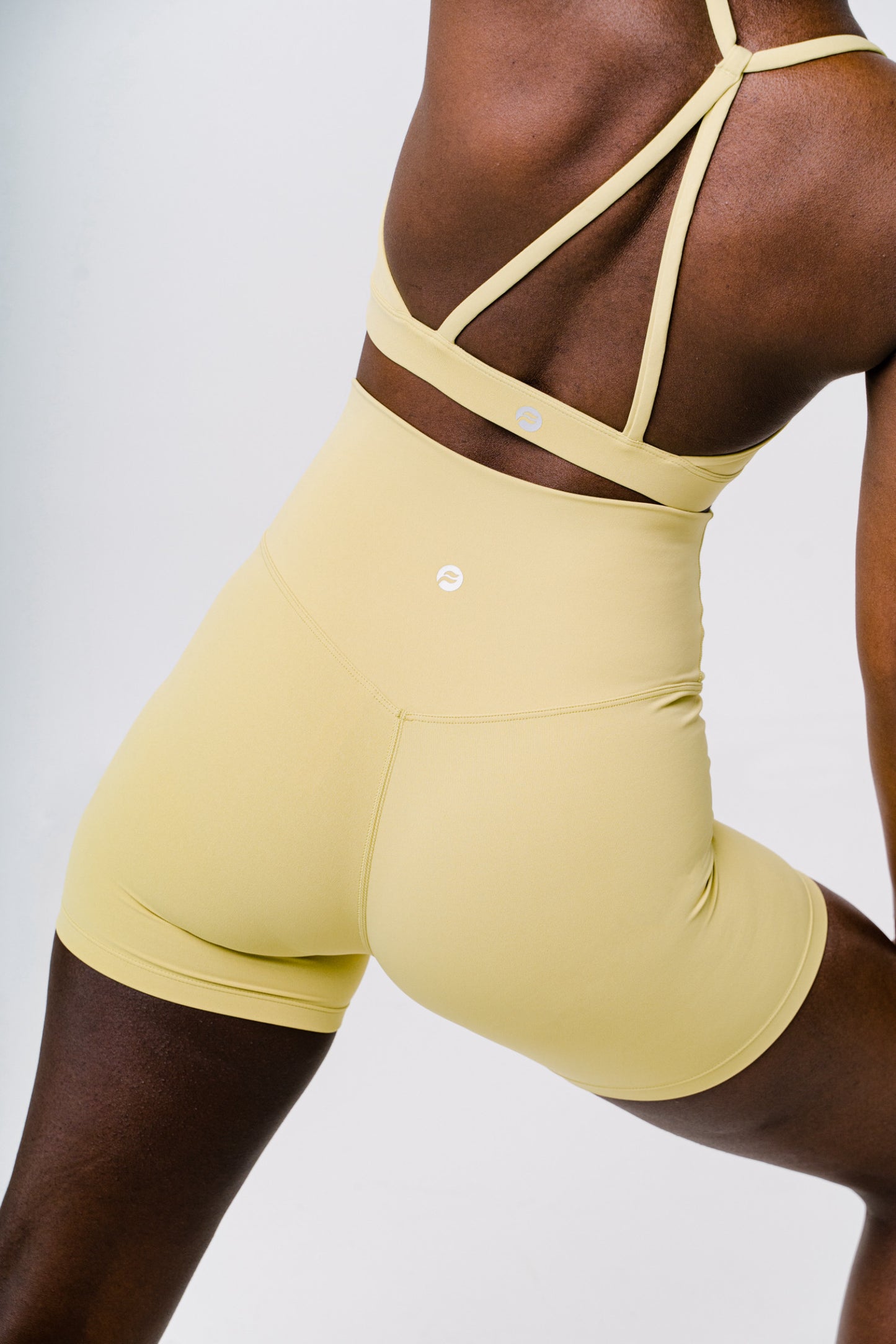 Asana Seamless Biker - Wasabi size L