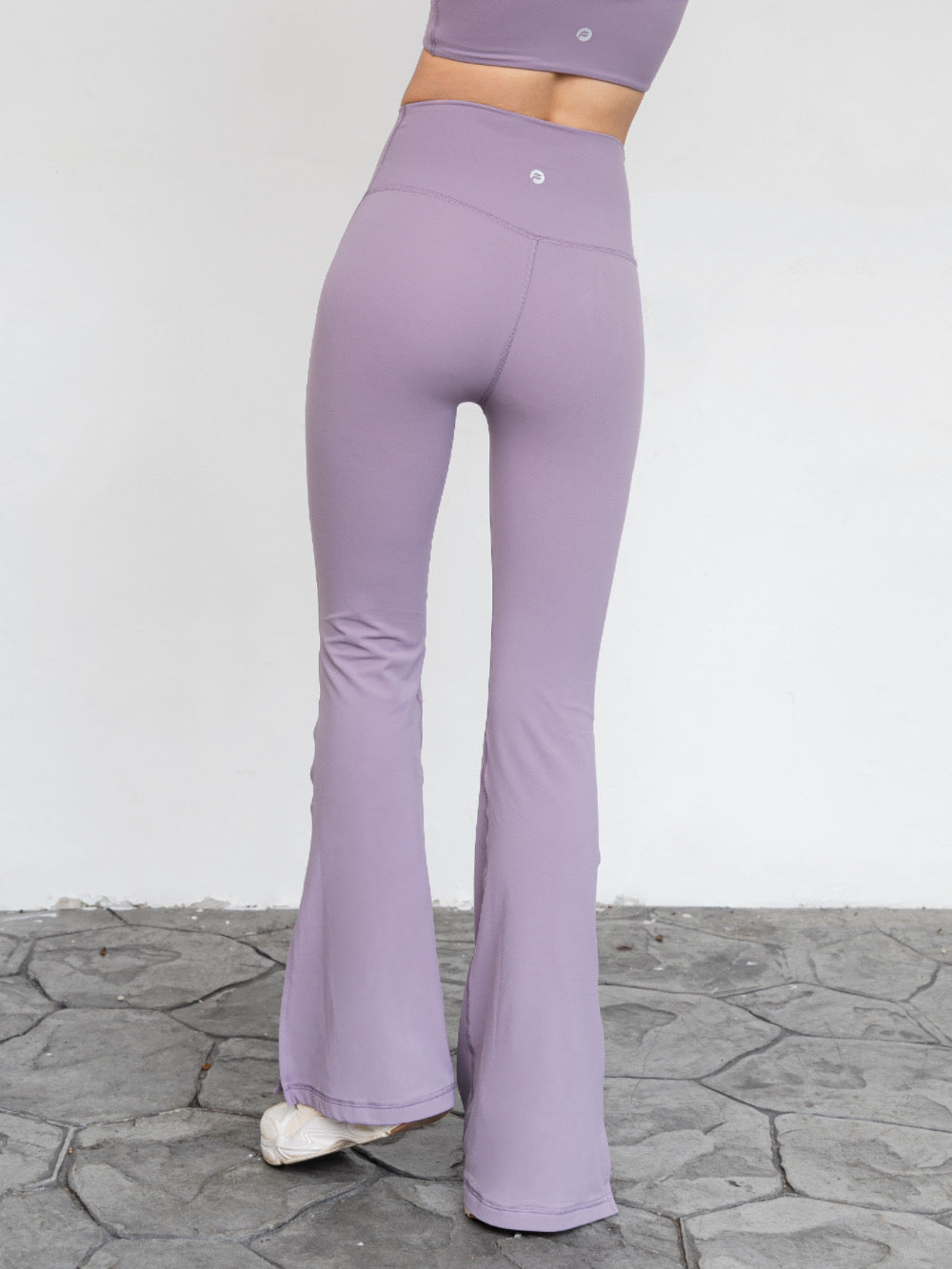 Tulip Side-Slit Flared Leggings