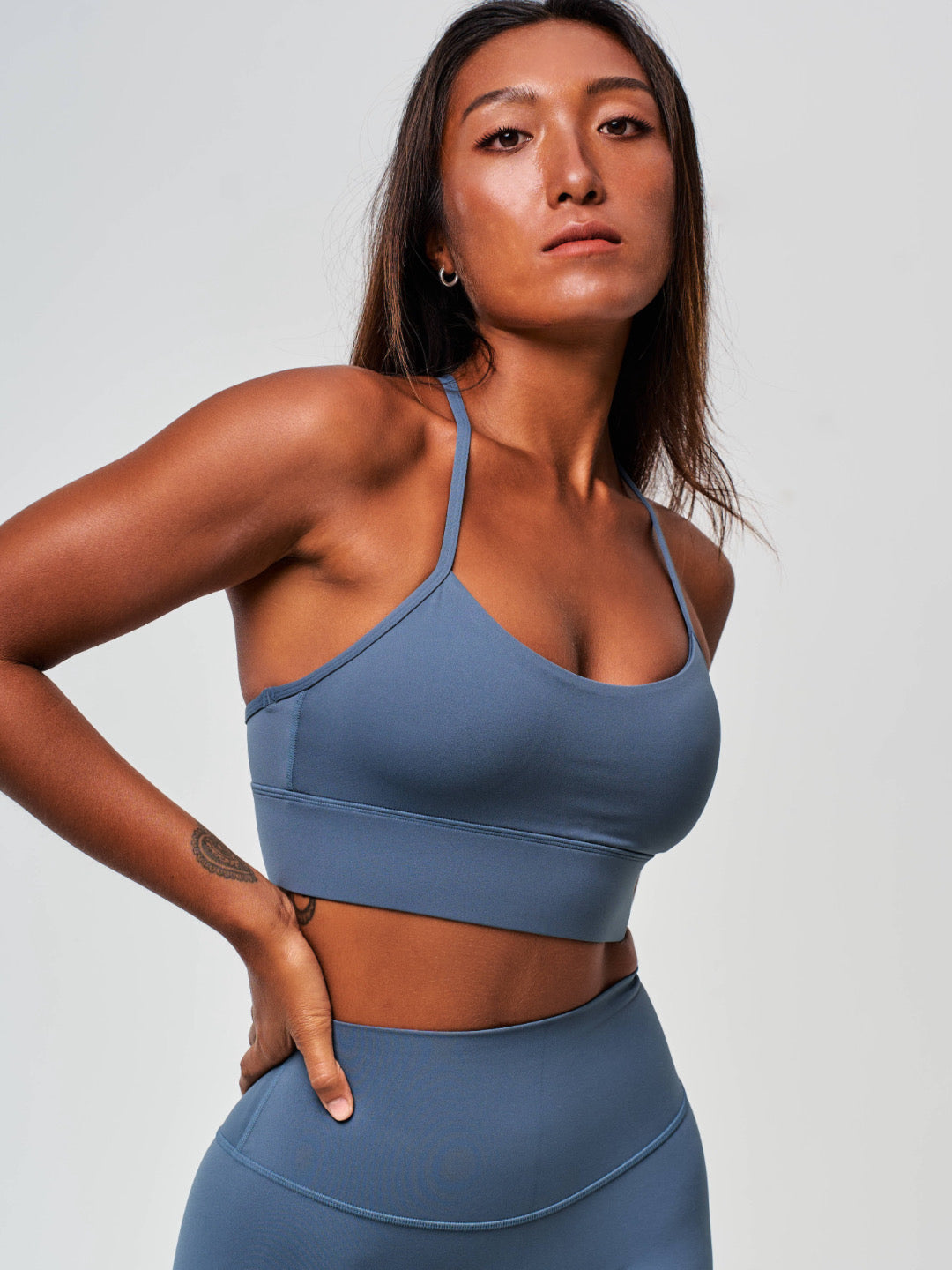 Essential Y Sports Bra