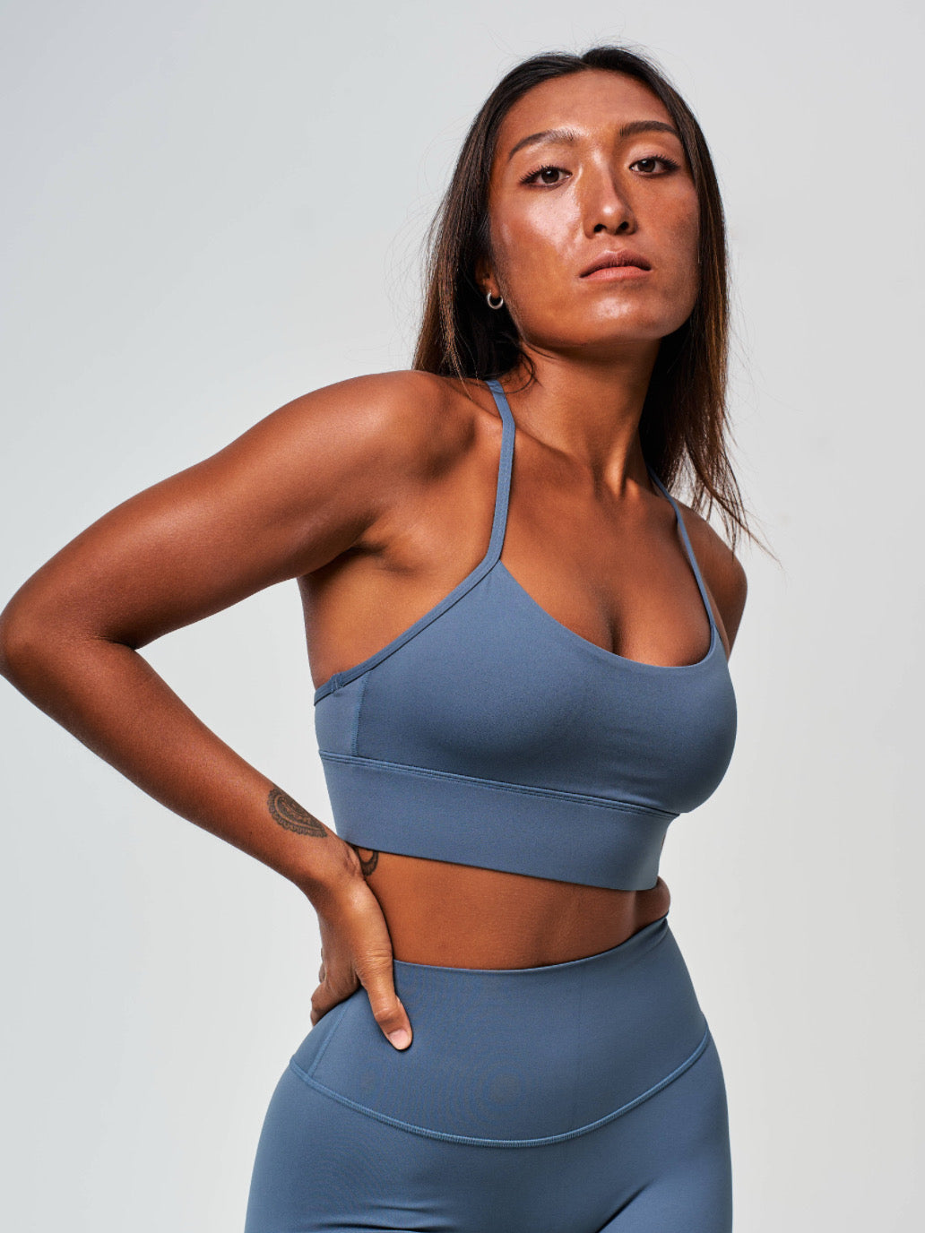 Essential Y Sports Bra FLOE ACTIVE