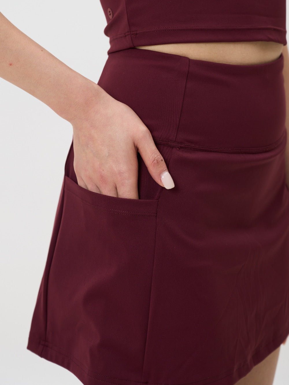 Move Skort (Wine Red)