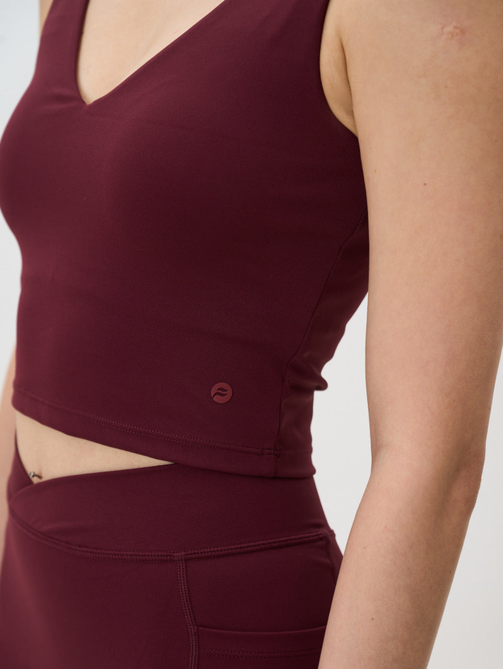 Switch Tank (Wine Red)