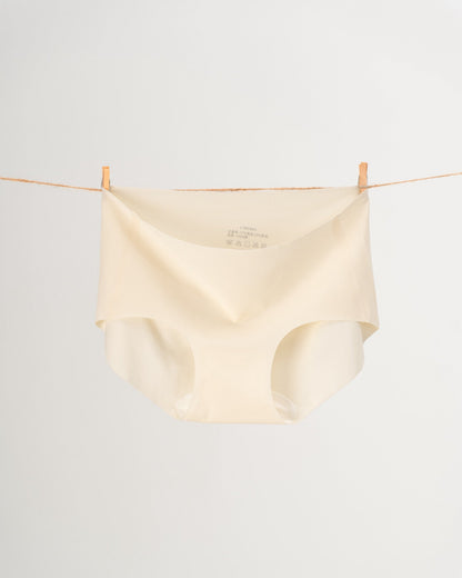 Ultra Lightweight Seamless Panty **3-pcs at RM51 FLOE ACTIVE