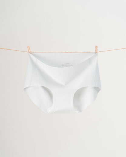 Ultra Lightweight Seamless Panty **3-pcs at RM51 FLOE ACTIVE