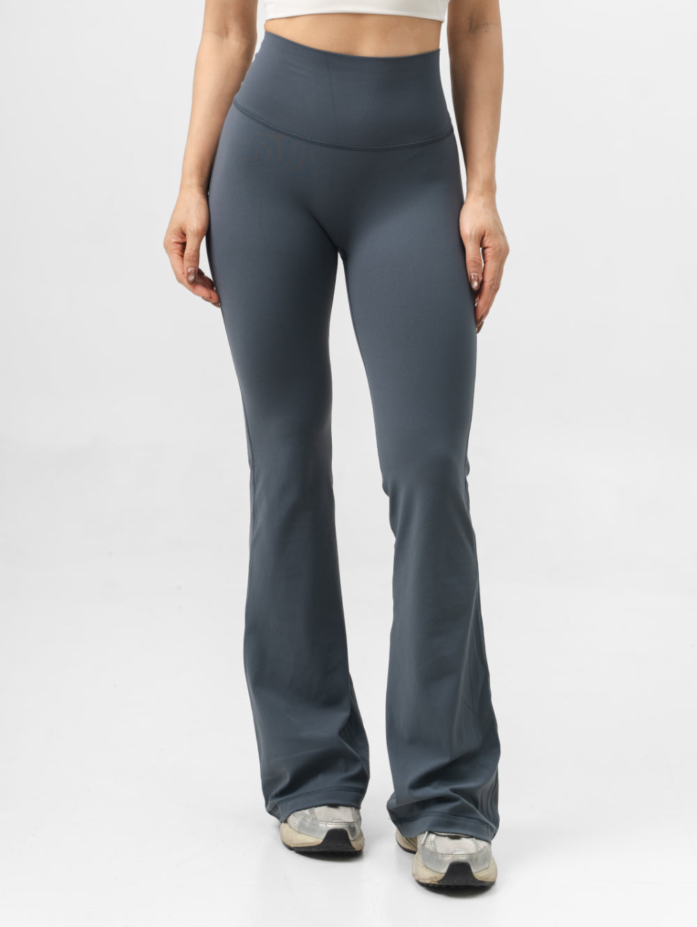 Airy Flared Leggings