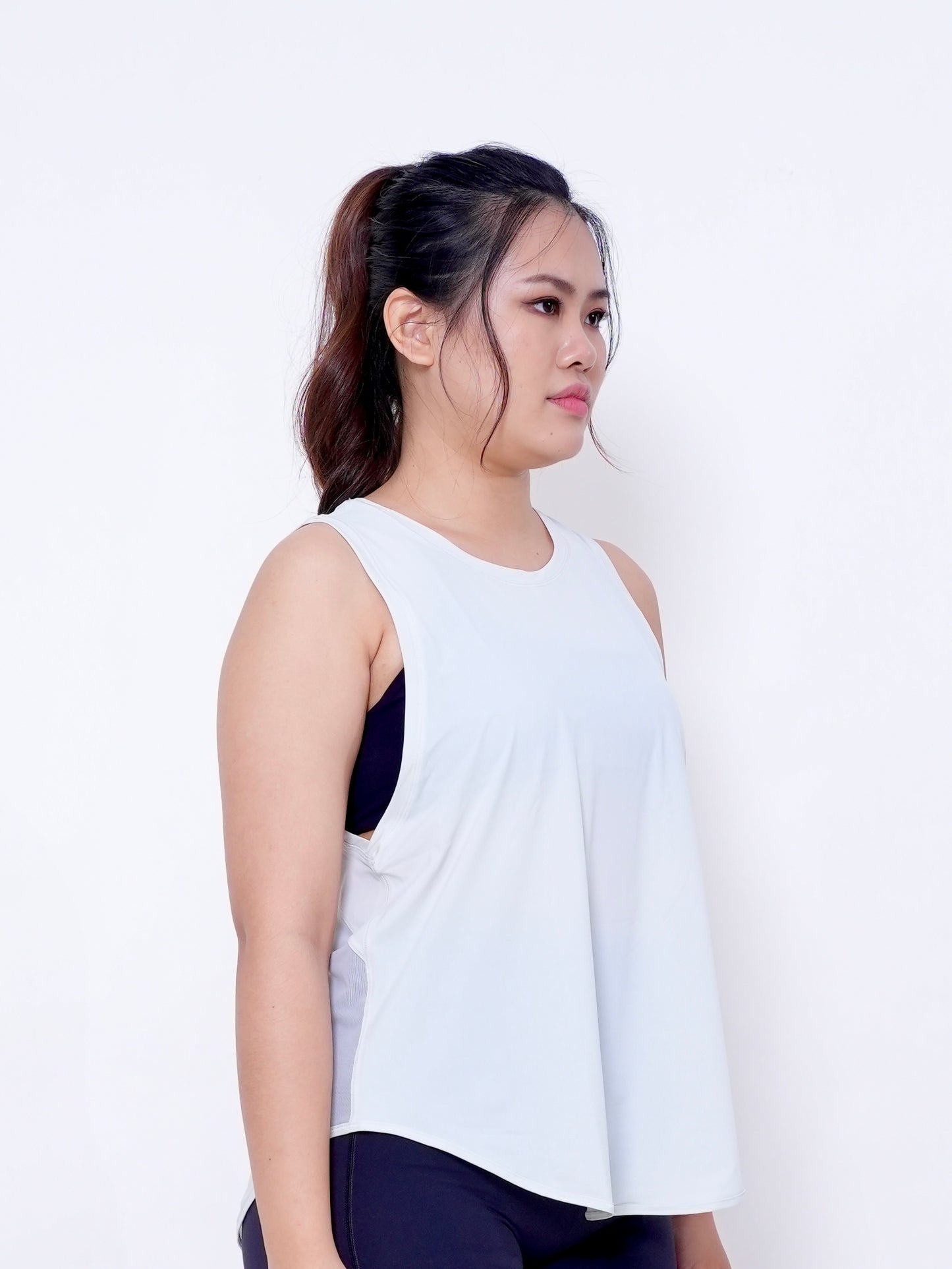 Essential Curve Hem Tank Top